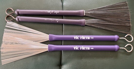 VIC FIRTHのワイヤーブラシ VIC-HB（HERITAGE BRUSHES）を購入 : Jazz