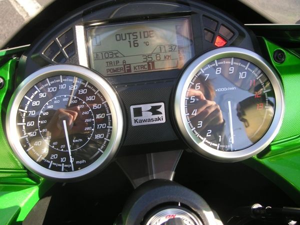 2012 ZX14R 試乗テスト : 梨本塾 リザルト＆レポート
