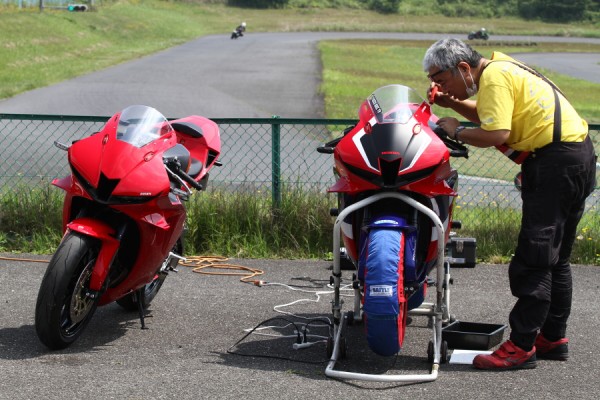 新型ＣＢＲ６００ＲＲは速くなるのか 梨塾ガレージ テストメニュー