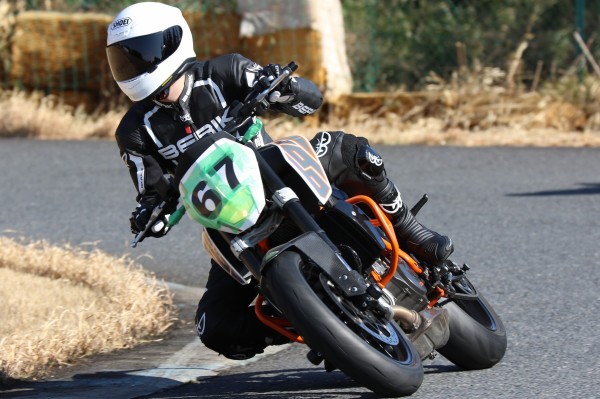 梨本塾、モニターの声】 初めてのツナギとサーキット、SRTT