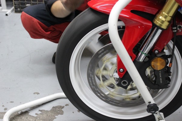 CBR600RR PC40 ブレーキキャリパー メンテナンス 【梨塾