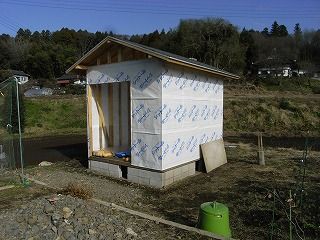 ｄｉｙで小屋を作る 外壁１ 田舎暮らし日記