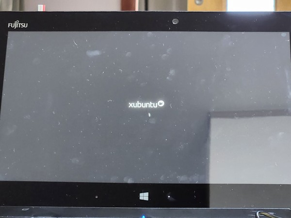 やっと手に入ったWindowsタブレット(arrows tab q616/p)をレビュー