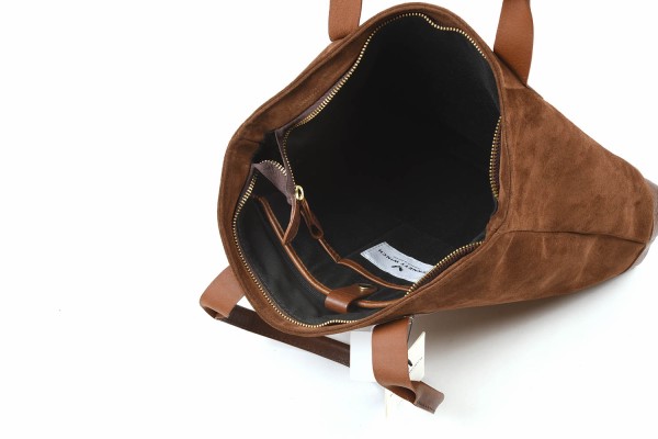 Bennett Winch スエードトートと始める冬の小さな旅 : NATORIYAのブログ