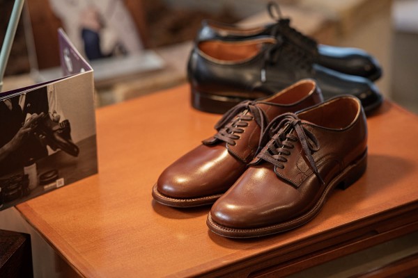 財務大臣にバレずに欲しい。ALDEN 379ミリタリーラストの誘惑