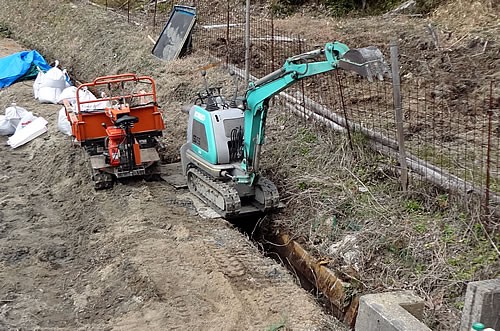 ミニユンボの活用事例 : 愛知の田舎で古民家暮らし