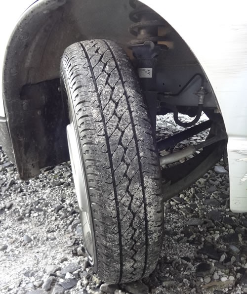 軽トラ４駆のタイヤ交換 愛知の田舎で古民家暮らし