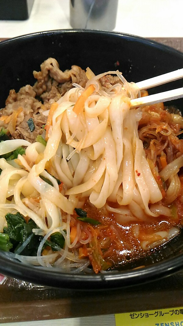 すき家の低糖質 ロカボ牛ビビン麺を食べてみたよ 僕と磁石と乾電池