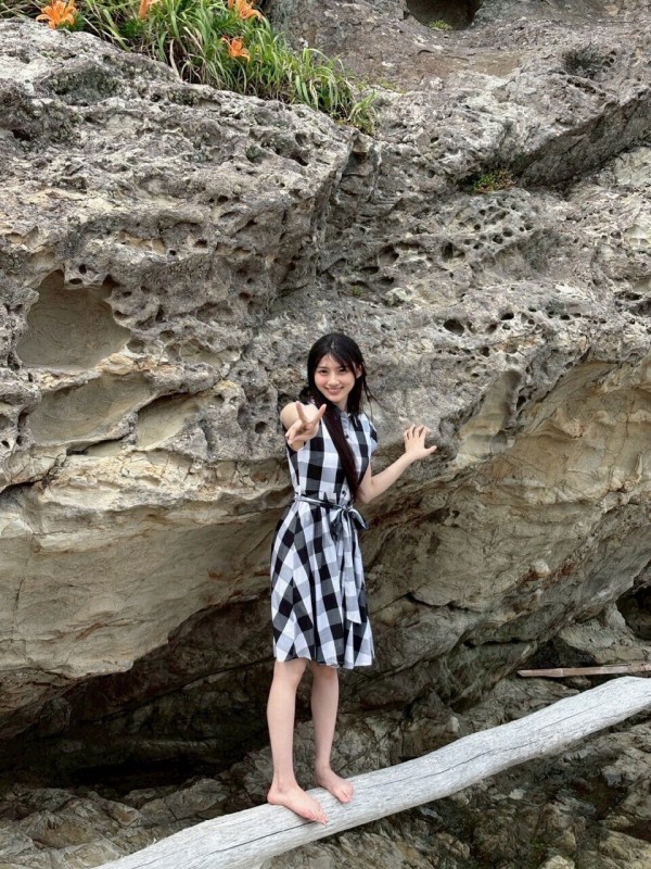 川﨑桜】表紙/江澤館（旅館）/仁右衛門島【B.L.T.2025年9月号 2025/7