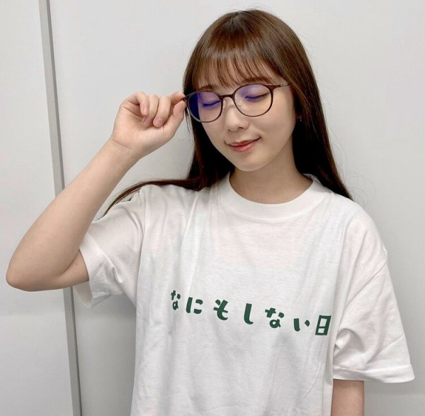 与田祐希　サイン入りTシャツ Amazon.co.jp: [オーダーメイド] 与田祐希Tシャツ 乃木坂46