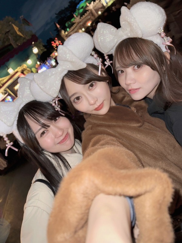 賀喜遥香/田村真佑/弓木奈於】ディズニーランド（正月休み2025）【公式