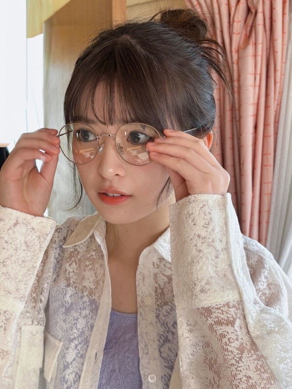 小川彩】裏表紙【グラビアチャンピオンVOL.8 2025/4/30発売】 : 乃木坂