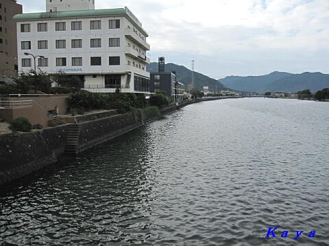 萩橋周辺から松本川を眺める 山口県萩市 ９月の山陰の旅 34 かやのうち 蒼穹のトラベラー 関東 西日本の旅