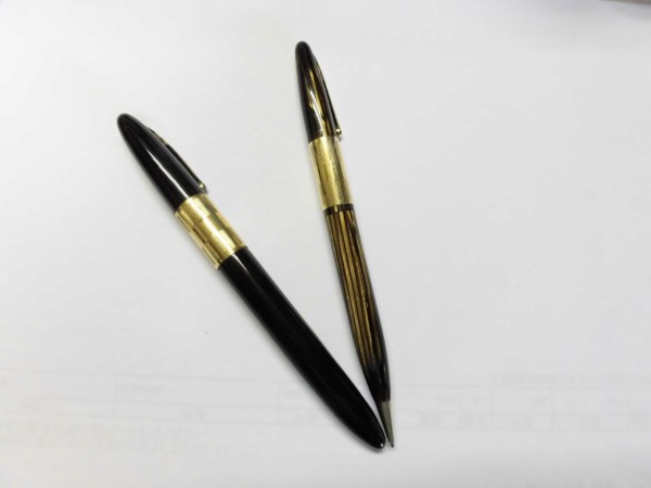 Parker 75 万年筆 2本 とSHEAFFER 万年筆 Parker 75 万年筆 2本 と