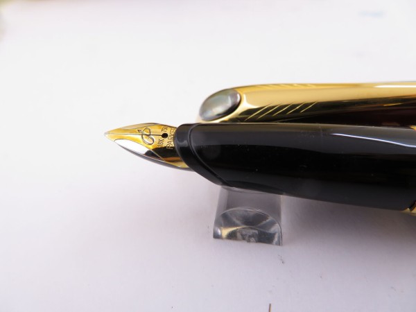 PARKER Ellipse 18K-750 ＜M＞ : 万年筆おやじの備忘録