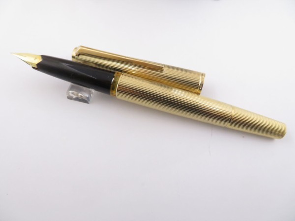 MONTBLANC 1246万年筆-