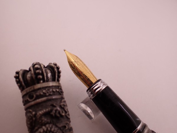 高級なDUKE ⑥ DUKE 双龍戯珠 No.1952 18K 6 : 万年筆おやじの備忘録