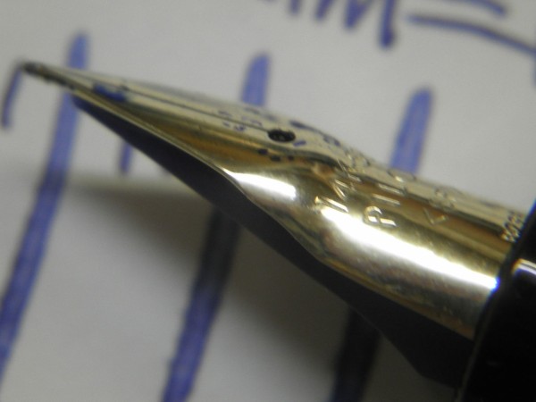 PILOT エラボー 二代目14K-585＜SF＞ : 万年筆おやじの備忘録