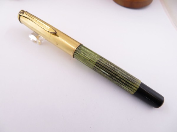 Pelikan(ペリカン)万年筆　#500 ペリカン 500 Black Stripe - ペリカン｜Pen Cluster