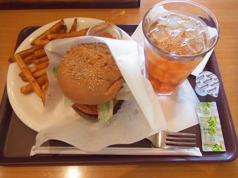 飯田橋 ベッカーズ 飯田橋東口店 ハワイアンバーガープレート 7 ハラヘリ日記 Ii