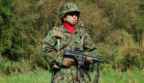 嗚呼！ H＆K MP5 R．A．S 「 歩哨？不審者に備えよ