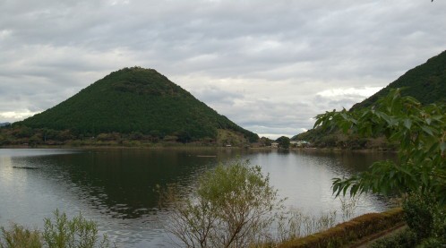 続 志高湖キャンプ場強襲のはずが 藺牟田池自然公園に布陣す 怪傑 ド エリート男爵