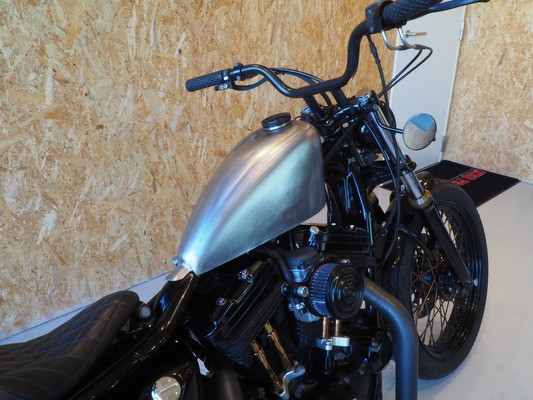 すらッ☆としたナロースポーツスタータンク : HarleyDavidson