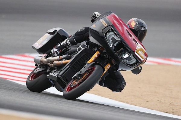 King of the Baggers : HarleyDavidsonパーツディストリビュー