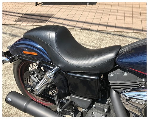 New arrival！FXRファストバックシート登場！ : HarleyDavidsonパーツ