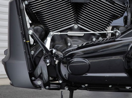 M8ソフテイル用ステップバックキットのご紹介 : HarleyDavidsonパーツ