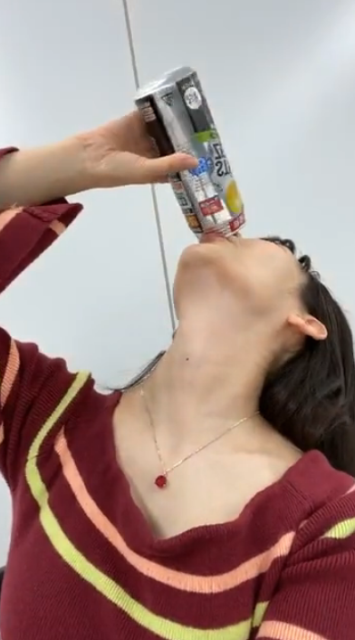 声優の上坂すみれ 28 さん うっかり真正面からカメラに写ってしまう 帰ってきたニュー速俺日記