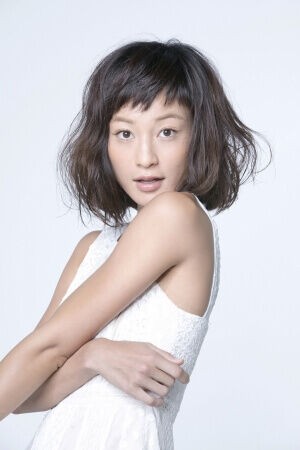 西山茉希 大胆イメチェンの金髪ショート披露 煉獄さん スーパーサイヤ人 と 昭和と令和 で反応が分かれる ニューストゥデイ
