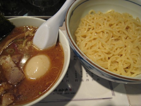 らーめん小江戸 新宿 ラーメン食べたら書くブログ