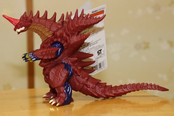 ウルトラ怪獣シリーズ 89 大魔王獣マガオロチ レビューらしきもの