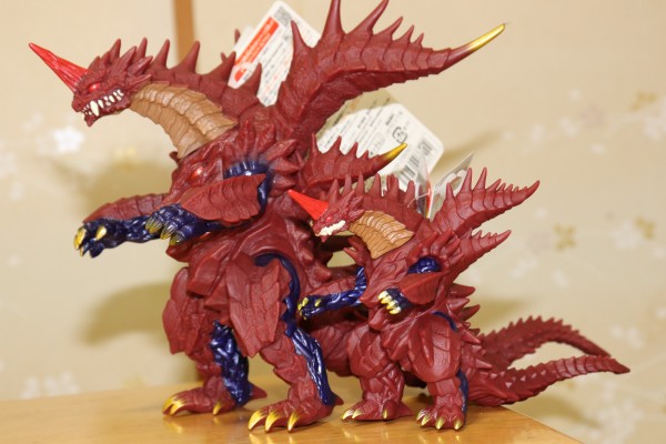 ウルトラ怪獣シリーズ 89 大魔王獣マガオロチ レビューらしきもの