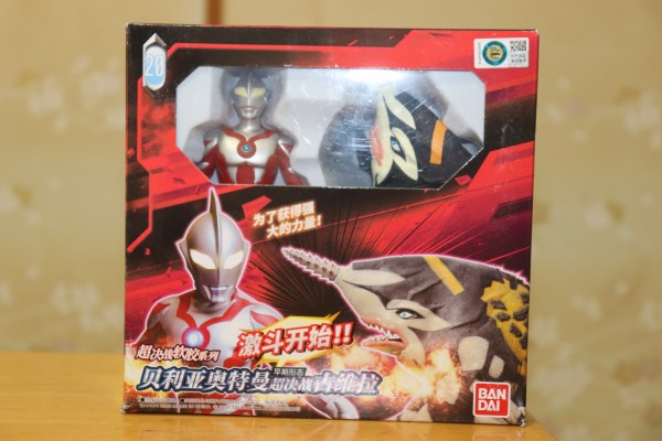 中国限定　ウルトラマン　ソフビ　フィギュア　500 オーブ　ティガ　ベリアル 中国限定ウルトラマンソフビフィギュア500 オーブティガベリアル