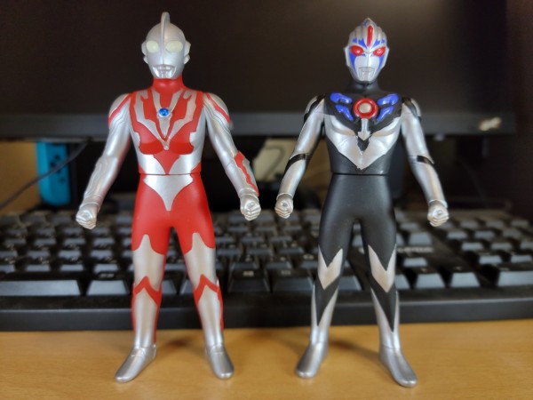 中国限定ソフビ 超決戦 ウルトラマンリブットVSウルトラマンオーブダークネス レビューらしきもの : 神聖ネクストねばあ帝国 / The Holy  NEXTNEVER Empire