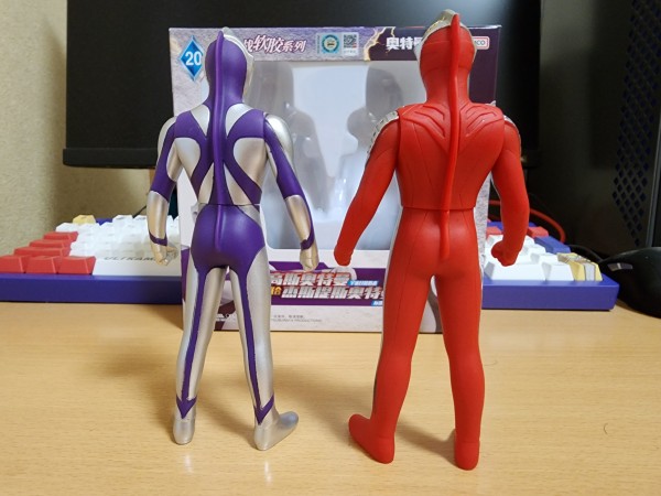 コスモス スペースコロナ ソフビ ウルトラヒーロー500サイズ
