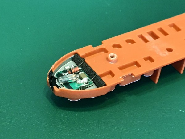 マイクロエース「テンイ8（あじあ号）」のテールライト点灯化に挑み