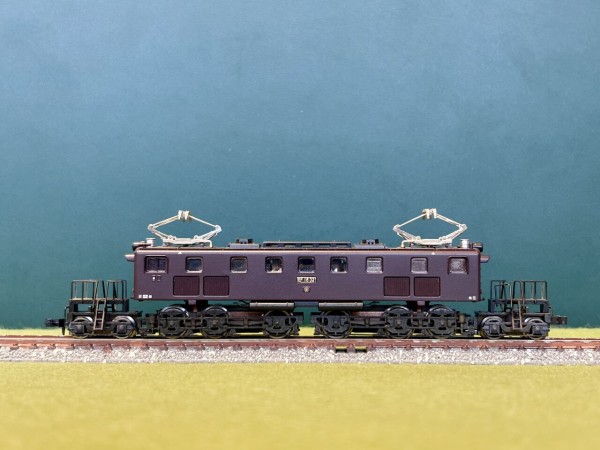 新規入線車両（マイクロエース EF18-32）。 : エヌゲ道 since 2015