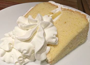 久々のイオン春日部の ホノルルコーヒー にて パンケーキ We Are The Cat