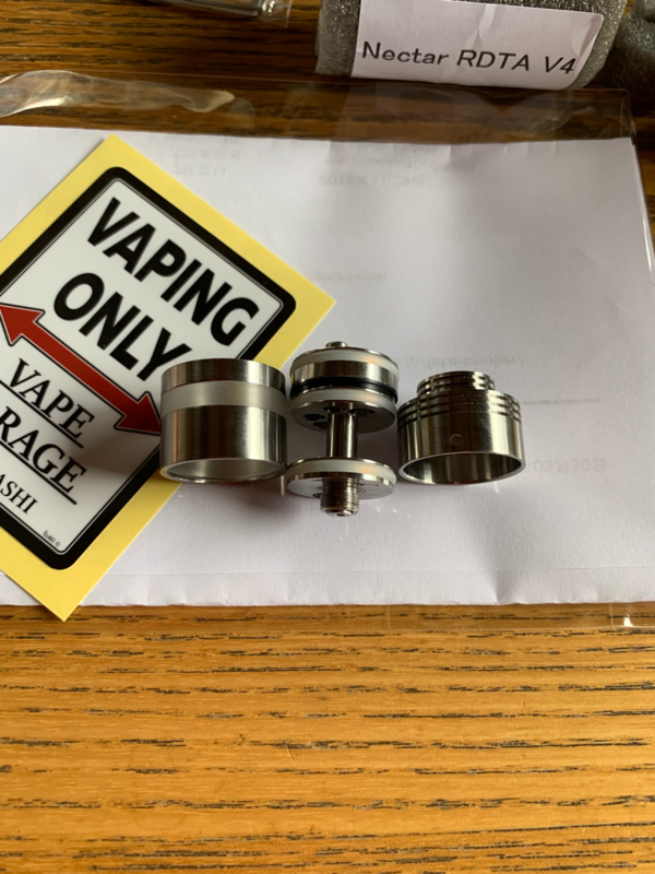 AmerPoint -Nectar RDTA V4- レビューみたいなもの : Move forward one step.