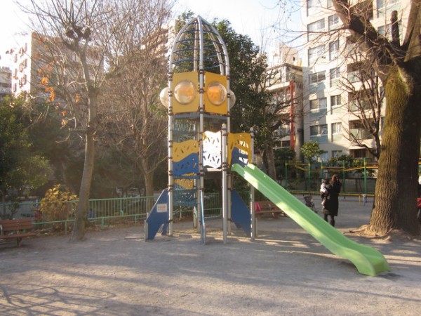 遊具の世界へ Vol 151 152 東京都千代田区 東郷元帥記念公園 遊具の世界へ