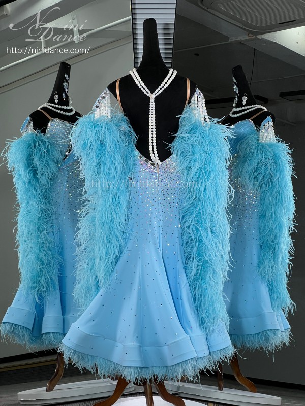 スタンダードドレス　アイスブルー　　デモンストレーション　パーティ スタンダードドレス アイスブルー デモンストレーション パーティ