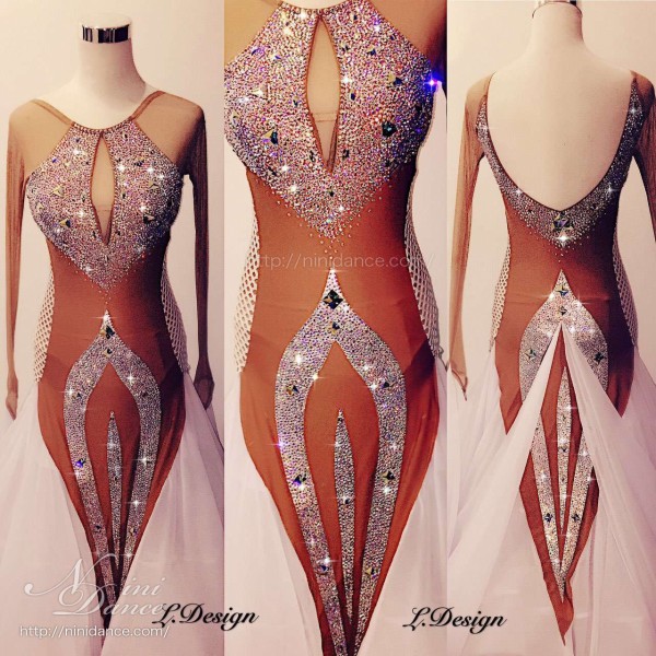 D554最新デザインデコレーションが豪華な白モダンドレス : 社交ダンス