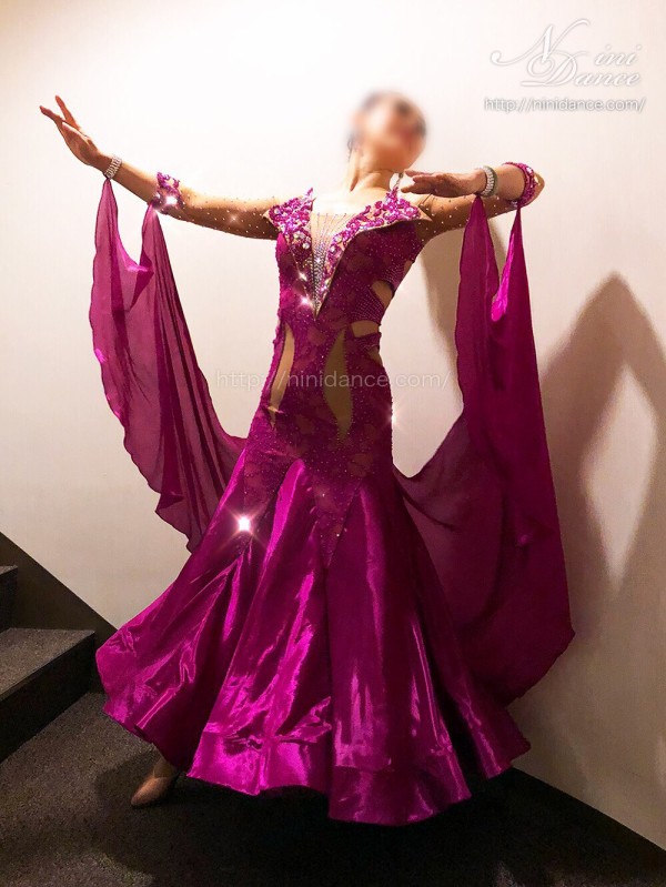 サイズ９号社交ダンスピンク＆紫のスタンダードドレス