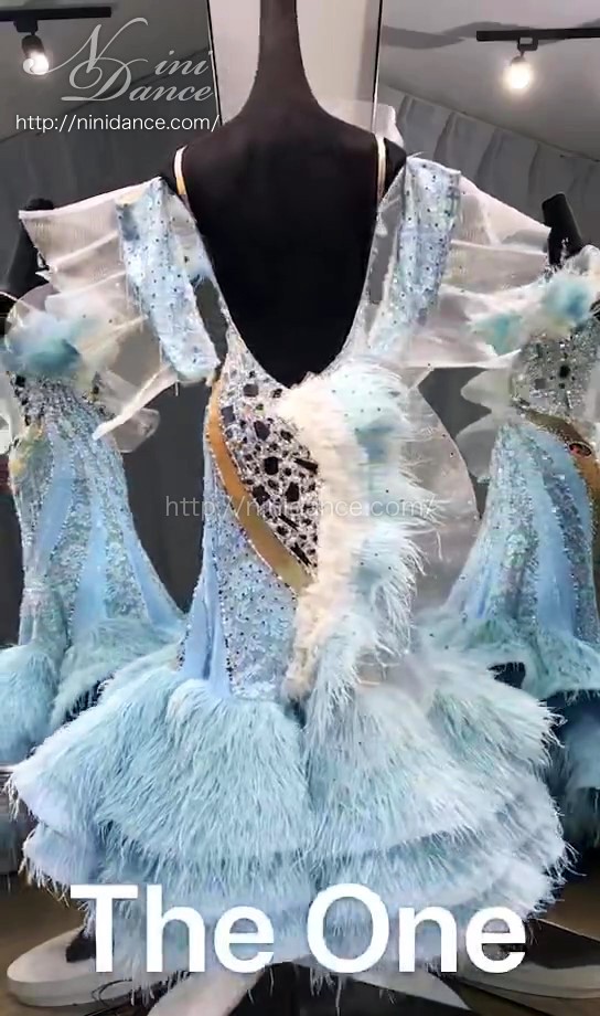 D931惚れる水色マーメイドラインの人魚姫モダンドレス : 社交 D931惚れる水色マーメイドラインの人魚姫モダンドレス : 社交
