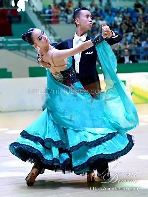 D321黒レースとジェードサテンシフォンのモダンドレス : 社交ダンス