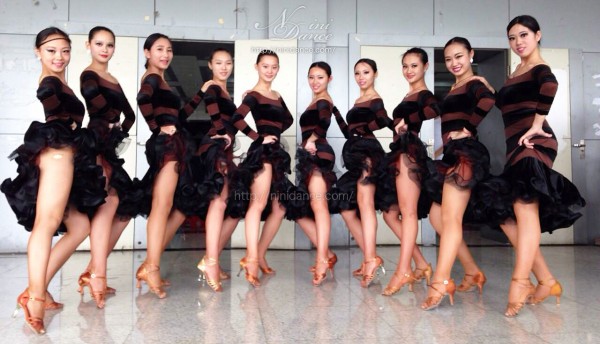 N004フォーメーションドレスのオーダーメイド : 社交ダンスウェアNiniDance