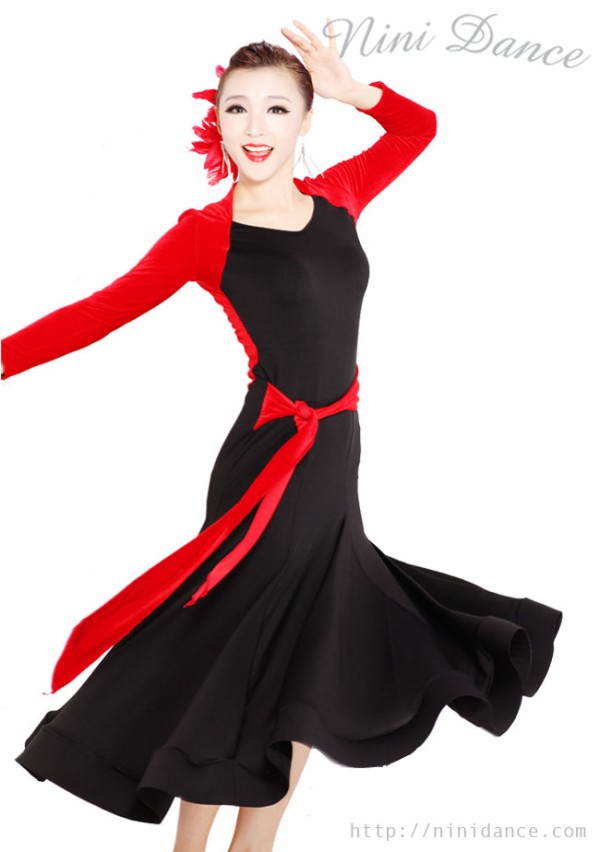SP003ボレロ風で個性的な赤黒パーティードレス : 社交ダンスウェア